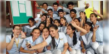 Read more about - HS Result | উচ্চ মাধ্যমিক ২০২৪-এ সার্বিক পাশের হার ৯০ শতাংশ! ৪৯৬ নম্বর পেয়ে প্রথম আলিপুরদুয়ারের অভীক দাস! দেখুন প্রথম দশে কারা?