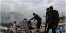 Read more about - Israeli Air Strikes | হেজ়বোল্লার ‘কমান্ড সেন্টার’ লক্ষ্য করে হামলা ইজরায়েলি বিমানের! নিহত ১২, আহত ২৪