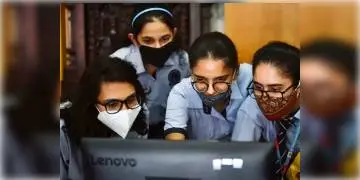 Read more about - রাজ্যে আইসিএসই,আইএসসি-র ফল প্রকাশিত হল, পাসের হারে এগিয়ে রয়েছেন মেয়েরা