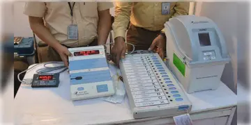 Read more about - Election Commission | সামনেই নির্বাচন, ভোটারদের সুবিধার্থে ইভিএম ব্যালটে থাকছে ‘বড় রঙিন ছবি, স্পষ্ট সিরিয়াল নম্বর’