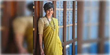 Read more about - ''মহিলা' বলে ক্রিকেটাররা আমাকে নিচু চোখে দেখত', অভিযোগ মন্দিরার