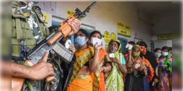 Read more about - অবশেষে কলকাতা-হাওড়ার পুরভোটের দিন ঘোষণা করল কমিশন