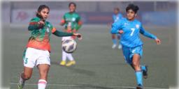 Read more about - SAFF U19 Women’s Championship | ম্যাচ কমিশনারের 'ভুলে' অনূর্ধ্ব-১৯ মেয়েদের চ্যাম্পিয়নশিপে যুগ্ম বিজয়ী ভারত-বাংলাদেশ!