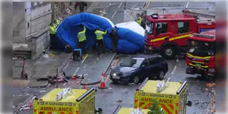 Read more about - Liverpool | লিভারপুলের বিজয়যাত্রার মিছিলে ভয়াবহ দুর্ঘটনার! অনুরাগীদের পর পর উড়িয়ে দিলো গাড়ি!