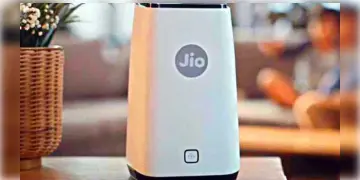Read more about - Jio Air Fiber | ২০২৩ এর গণেশ চতুর্থীর দিনই লঞ্চ হবে জিও এয়ার ফাইবার! জানুন কত টাকায় কী কী পরিষেবা পাবেন!