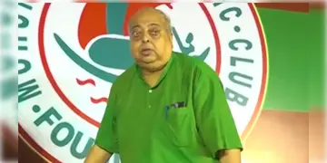 Read more about - Mohun Bagan | 'পদের অপব্যবহার কখনও করিনি'! মোহনবাগানে ক্লাব সভাপতির পদ থেকে ইস্তফা দিলেন টুটু বোস!