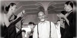 Read more about - প্রয়াত কিংবদন্তি ডিজাইনার সত্য পল, আক্রান্ত হয়েছিলেন হৃদরোগে