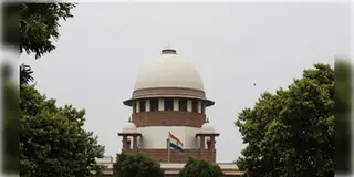 Read more about - Supreme Court | বাংলাদেশি সন্দেহে বাংলাভাষী শ্রমিকদের হেনস্থা, ডিটেনশন ক্যাম্পের ক্ষেত্রে স্থগিতাদেশ দিলো না সুপ্রিম কোর্ট!