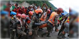 Read more about - Nepal Update | কেউ স্বজনকে হারিয়েছেন, কারও প্রিয়জনের খোঁজ মেলেনি! তবুও কাঁধে কাঁধ মিলিয়ে উদ্ধারকার্য চালাচ্ছেন নেপালবাসী