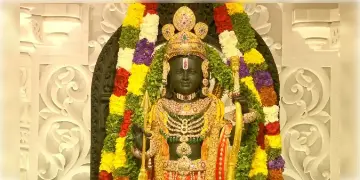 Read more about - Ram Mandir Inauguration | কৃষ্ণ শিলা দিয়ে তৈরী ৫১ ইঞ্চি লম্বা, প্রায় ২০০ কেজি ওজনের শ্রী রামের শিশু রূপ প্রতিমার বিশেষত্ব জানলে হবেন অবাক!