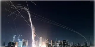 Read more about - Iran-Israel | ইজ়রায়েলের হামলার জবাবে ১০০ মিসাইল ছুড়লো ইরান! প্রবল ক্ষয়ক্ষতি জেরুয়াজালেম-তেল আভিভে