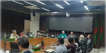 Read more about - Bangladesh | বাংলাদেশের নির্বাচনেও চালু হবে ‘নোটা’ সিস্টেম? দাবি তুললেন অভিনেতা ইলিয়াস কাঞ্চন