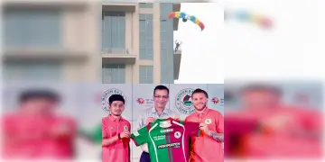 Read more about - Football | মোহনবাগানের নয়া জার্সি মুক্তি পেল থাপা ও কামিংসের হাত ধরে! ডুরান্ড কাপের অভিনব উদ্বোধন কলকাতায় !