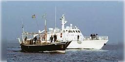 Read more about - তামিলনাড়ুর সমুদ্রতটে ১০০কেজি হেরোইন বাজেয়াপ্ত! পাকিস্তান থেকে পাচার হচ্ছিল শ্রীলঙ্কার নৌকায় করে।