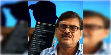 Read more about - CPIM | অশ্লীল চ্যাট ভাইরাল! অসন্তুষ্ট মহিলা মোর্চা, কাঠগড়ায় সিপিএম নেতা বংশগোপাল চৌধুরী