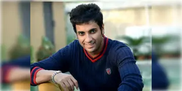 Read more about - Samrat Mukherjee | মাঝরাতে মদ্যপ অবস্থায় বেপরোয়া গতিতে গাড়ি চালিয়ে বাইক আরোহীকে ধাক্কা! গ্রেফতার অভিনেতা সম্রাট মুখোপাধ্যায়