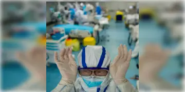 Read more about - Covid-19: দেশে লাফিয়ে বাড়ল করোনা সংক্রমণ, তবে কি চতুর্থ ঢেউ দোরগোড়ায়?