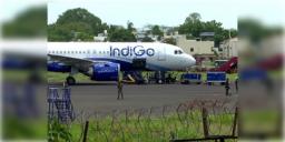 Read more about - Indigo | ইমেলে বোমা হুমকি, মুম্বইয়ে জরুরি অবতরণ হায়দরাবাদগামী ইন্ডিগো বিমানের