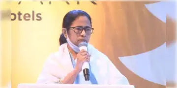 Read more about - `ঘূর্ণিঝড় অশনি`মোকাবিলায় ব্যস্ত থাকবে প্রশাসন, মুখ্যমন্ত্রীর জেলা সফর এক সপ্তাহ পিছিয়ে দেওয়া হল