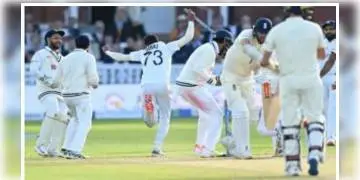 Read more about - ভারতের কাছে হেরে তৃতীয় টেস্টে দলে একাধিক রদবদল করলো ইংল্যান্ড