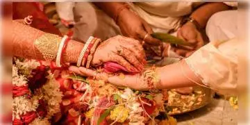 Read more about - নাবালিকা বিয়ের আসরে হাজির বাংলাদেশের ভ্রাম্যমাণ আদালত, বন্ধ করা হলো বিয়ে।