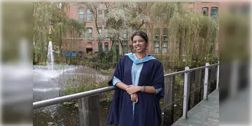Read more about - England’s Youngest Lawyer | ২১ বছর বয়সে ইতিহাস গড়লো নদিয়ার মেয়ে, ইংল্যান্ডের সর্বকনিষ্ঠ আইনজীবী হলেন কৃষ্ণভক্ত কৃষাঙ্গী!