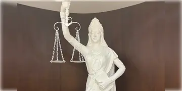 Read more about - Supreme Court | দেশের বিচারব্যবস্থা অন্ধ নয়, এই বার্তা দিয়ে বদলে গেল লেডি জাস্টিসের মূর্তি! খুললো চোখের বাঁধন