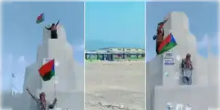 Read more about - Balochistan | পাক-ভূমিতে গৃহযুদ্ধের আশঙ্কা, বালোচে পাকিস্তানের পতাকা নামিয়ে বিদ্রোহ BLA-র সদস্যদের