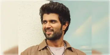 Read more about - Vijay Deverakonda | ডেঙ্গিতে আক্রান্ত হয়ে হাসপাতালে ভর্তি হলেন দক্ষিণী সুপারস্টার 'বিজয় দেবেরাকোণ্ডা'!
