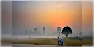 Read more about - West Bengal Weather | বছর শুরুতেই ফের শীত শীত ভাব! প্রথম সপ্তাহেই বেশ কিছু জেলায় বৃষ্টির পূর্বাভাস! ফের কি বাড়তে চলেছে ঠান্ডা?