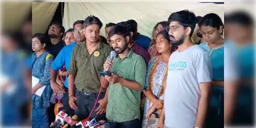 Read more about - R G Kar | ৪১ দিনের মাথায় কর্মবিরতি প্রত্যাহার জুনিয়র ডাক্তারদের, বন্যা কবলিত এলাকায় বিশেষ ক্লিনিক চালু করারও পরিকল্পনা