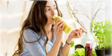 Read more about - Immunity Booster Syrup and Drink | আবহাওয়ার পরিবর্তনে বারংবার শরীর খারাপ? রোগ প্রতিরোধ শক্তি বাড়াতে খান এই পানীয়!