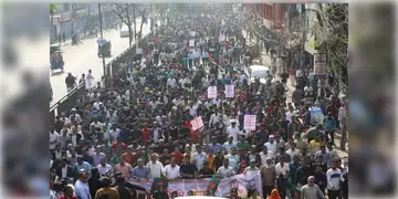 Read more about - BNP | ভারতীয় দূতাবাস অভিমুখে মিছিল বিএনপির! হাসিনার ভারতে ‘নিরাপদ আশ্রয়’ নিয়ে অসন্তোষ প্রকাশ খালেদার দলের