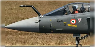 Read more about - Tejas | আগামী মার্চের মধ্যে ভারতীয় বায়ুসেনার হাতে আসবে অন্তত ছ’টি আধুনিক তেজস যুদ্ধবিমান!