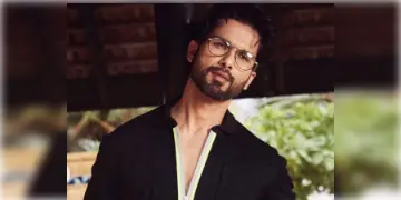 Read more about - ঠোঁটে ২৫টি সেলাই পড়ল, শ্যুটিং করতে গিয়ে গুরুতর চোট পেলেন শাহিদ কাপুর