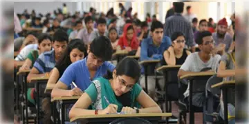 Read more about - SSC | এসএসসির পরীক্ষায় একাধিক নিয়মে বদল! চলতি মাসেই জারি হতে পারে শিক্ষক নিয়োগের বিজ্ঞপ্তি!