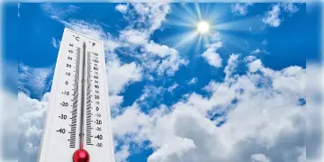Read more about - West Bengal Weather | ঝড়-বৃষ্টির মধ্যেই তীব্র তাপদাহর সতর্কতা! ৪০ ডিগ্রি ছুঁতে পারে তাপমাত্রার পারদ! বইবে লু!