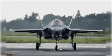 Read more about - 5th Gen Fighter Jet | ফরাসি সংস্থার সঙ্গে গাঁটছড়া বেঁধে ফিফথ জেনারেশন যুদ্ধবিমান তৈরিতে উদ্যোগী ভারত
