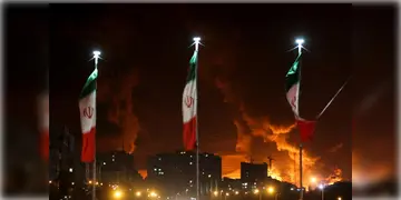 Read more about - Iran | শুক্রে ব্রিটেন, ফ্রান্স, জার্মানির সঙ্গে বৈঠকে বসবে ইরান! সহযোগিতায় রয়েছে আমেরিকাও!