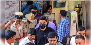 Read more about - Bengaluru Stampede | বেঙ্গালুরুতে পদপিষ্টের ঘটনায় স্বস্তি RCB-র! জামিন পেলেন বিরাটদের মার্কেটিং হেড!