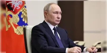 Read more about - Russia Ceasefire | তিন দিনের যুদ্ধবিরতির ডাক পুতিনের! ইউক্রেনকেও যুদ্ধবিরতিতে যোগ দেওয়ার আহ্বান!