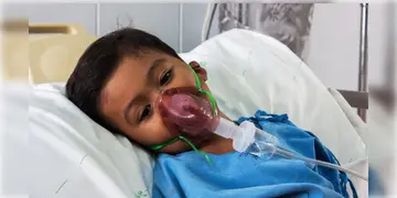 Read more about - Guillain Barre Syndrome | বাংলাতে গুলেন বেরিতে আক্রান্ত দুই শিশু! বিরল স্নায়ু রোগে আক্রান্ত হয়ে ভেন্টিলেশনে ৭ ও ৮ বছরের দুই খুদে!