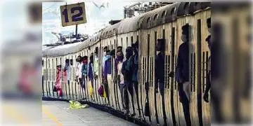 Read more about - ভারতের ভিড়ে ঠাসা ট্রেনে জঙ্গিদের বিস্ফোরণের ছক, ISI-এর নজরে কি এবার ভারতীয় রেল?