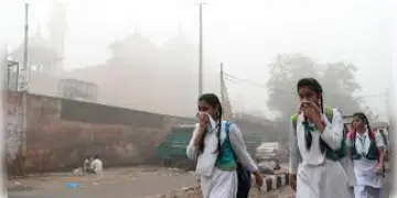 Read more about - Delhi | রবিবাসরীয় সকালে ঘন কুয়াশার মধ্যে ঘুম ভাঙল দিল্লিবাসীর, ‘ভীষণ খারাপ’ পর্যায়ে বায়ুদূষণ