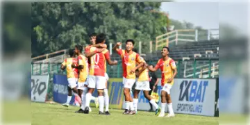 Read more about - East Bengal vs Mohun Bagan | ছোটদের ডার্বিতে গোল পেলোনা মোহনবাগান, ইস্টবেঙ্গলের বিরুদ্ধে গোলশুন্য রইলো ম্যাচ