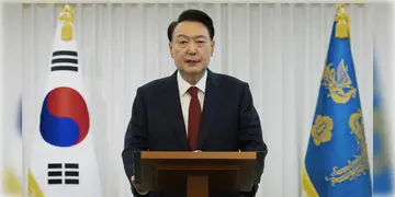 Read more about - South Korea । কোরিয়াতে জারি সামরিক শাসন, গ্রেফতার প্রেসিডেন্ট ইয়ুন সুক ইওল?