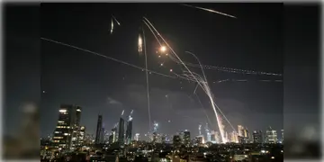 Read more about - Israel Iran War | গুপ্তচর সংস্থা সদর দপ্তরে মিসাইল হামলা ইরানীয় সেনার, ইরানে আটক ২৮ ইজরায়েলি গুপ্তচর