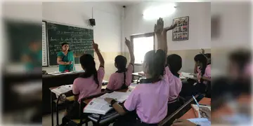 Read more about - Education | এক বছরে দেশে বন্ধ হয়েছে প্রায় ২০ হাজার স্কুল! শীর্ষে রয়েছে একাধিক ডাবল ইঞ্জিন রাজ্য