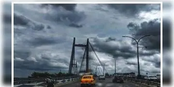 Read more about - ভারী থেকে অতি ভারী বৃষ্টির জেরে কমলা সতর্কতা জারি রয়েছে কলকাতায়