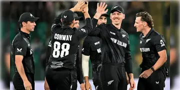 Read more about - NZvsSA | ভাঙা গেলো না রানের পাহাড়, প্রোটিয়াদের হারিয়ে ফাইনালে নিউজিল্যান্ড, এবার বিপক্ষে ভারত